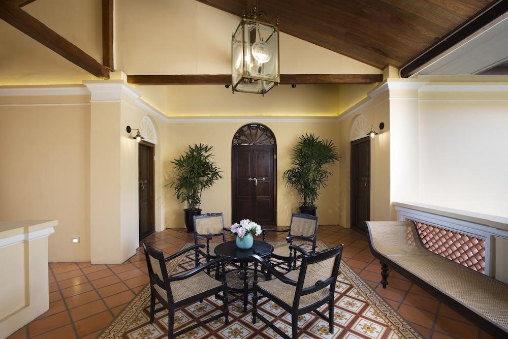 Jawi Peranakan Mansion Джорджтаун Экстерьер фото