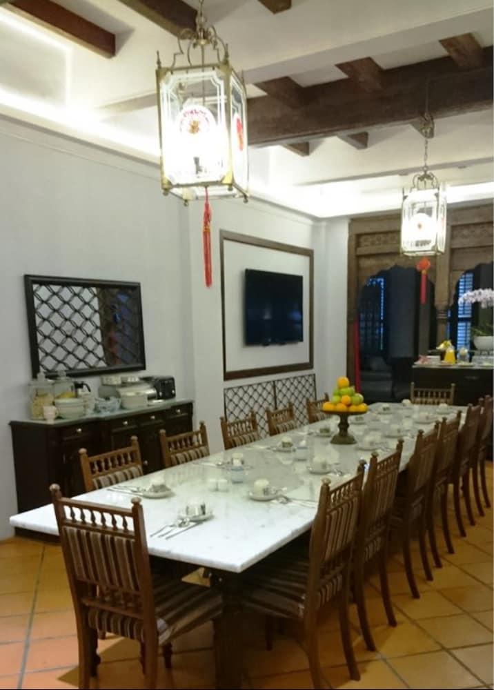 Jawi Peranakan Mansion Джорджтаун Экстерьер фото